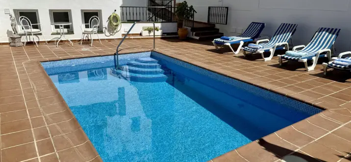 Sale of detached villa in Nerja 2