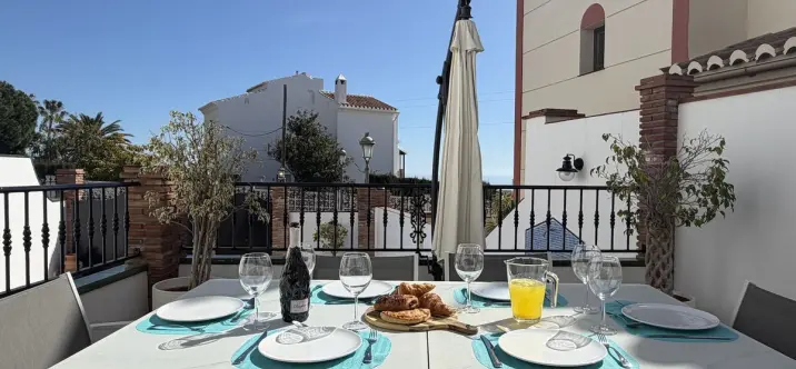 Sale of detached villa in Nerja 3