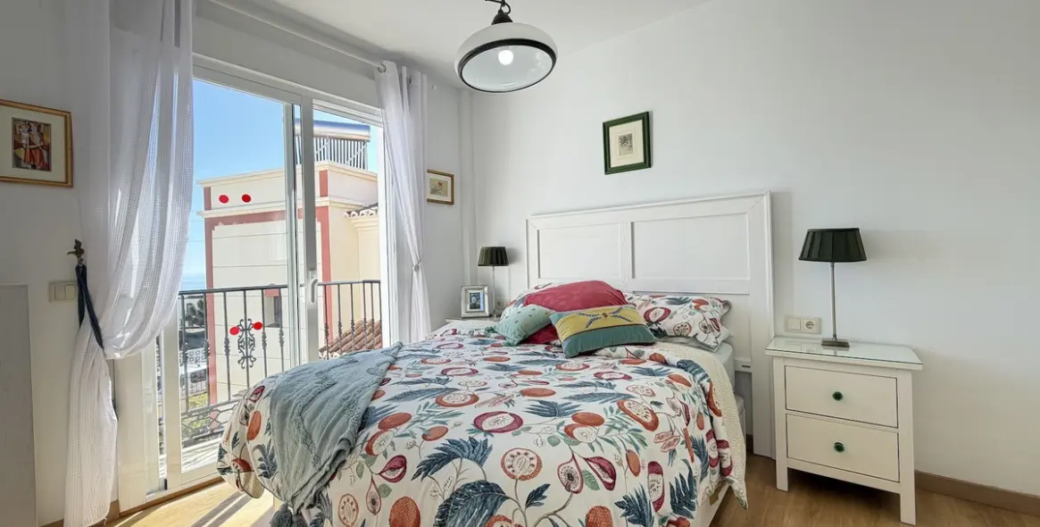 Sale of detached villa in Nerja 17