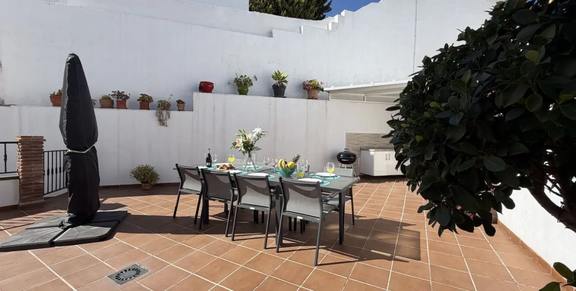 Sale of detached villa in Nerja 37
