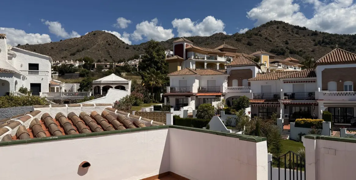Sale of detached villa in Nerja 44