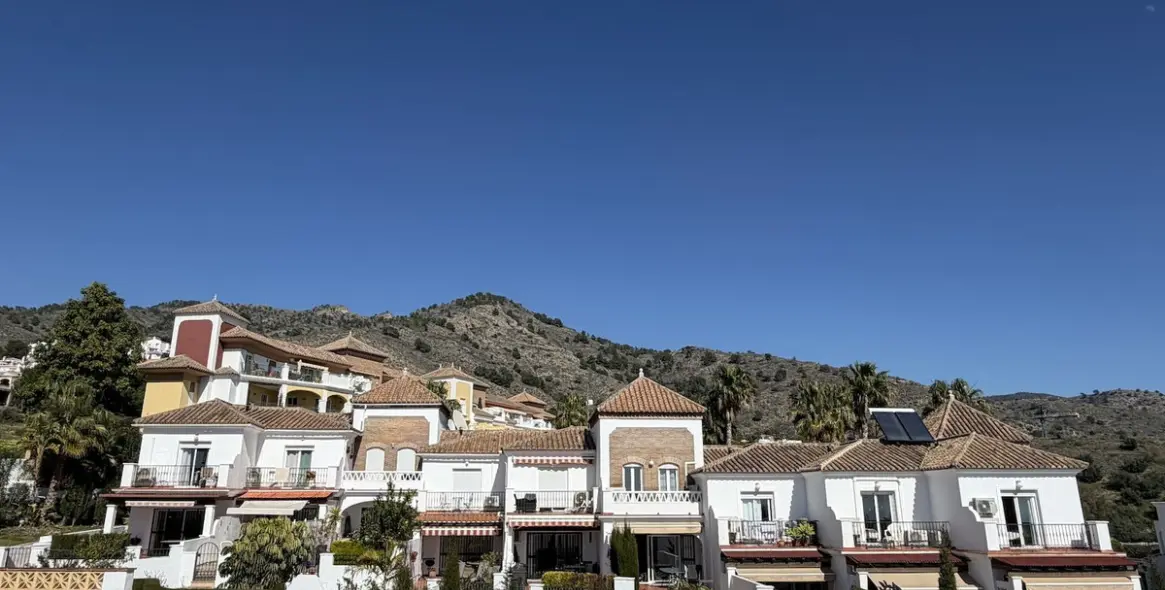 Sale of detached villa in Nerja 46
