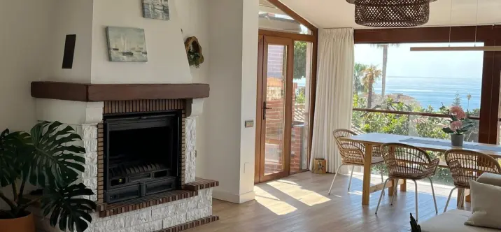 Sale of detached villa in Rincón de la Victoria 4