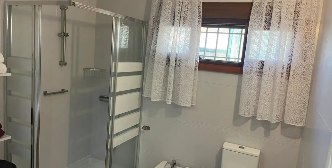 Sale of detached villa in Rincón de la Victoria 14