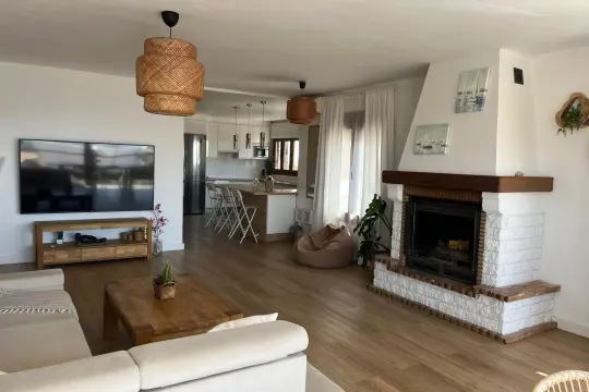 Image 10 thumb