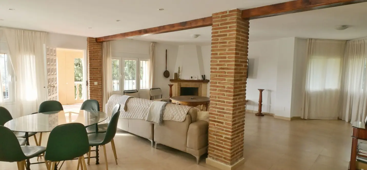 Продажа  отдельно стоящей виллы в Campo Mijas 1