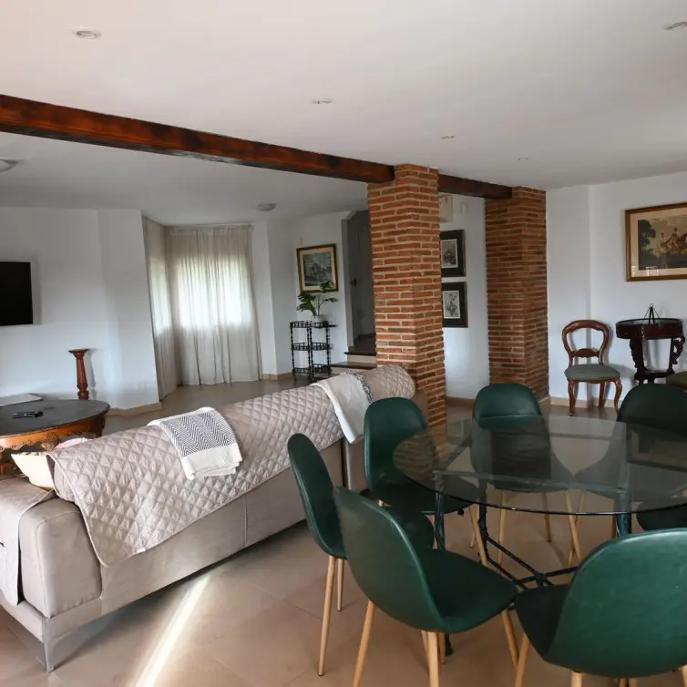 Продажа  отдельно стоящей виллы в Campo Mijas