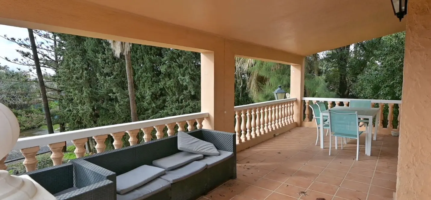 Продажа  отдельно стоящей виллы в Campo Mijas 3