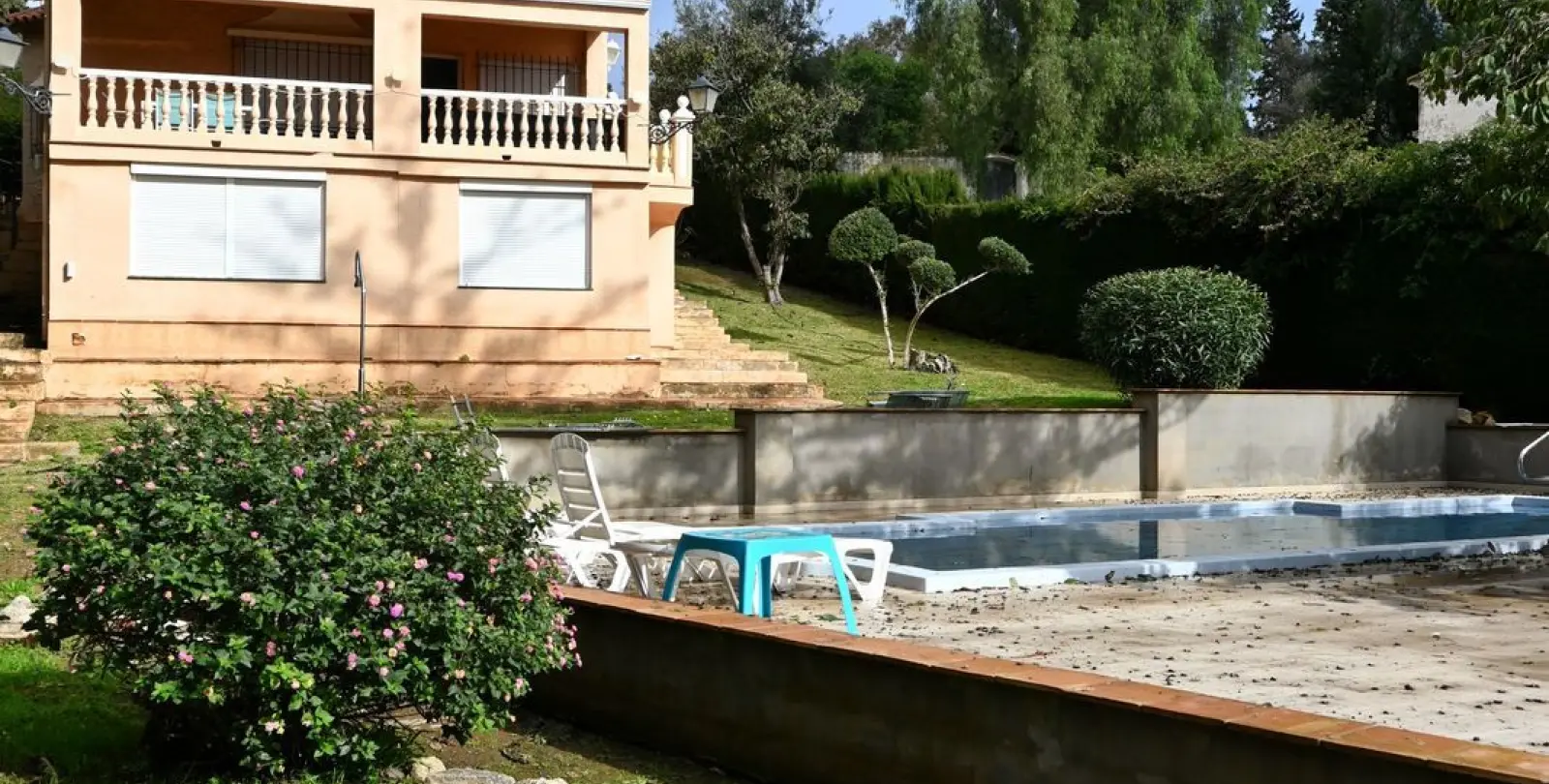 Продажа  отдельно стоящей виллы в Campo Mijas 28