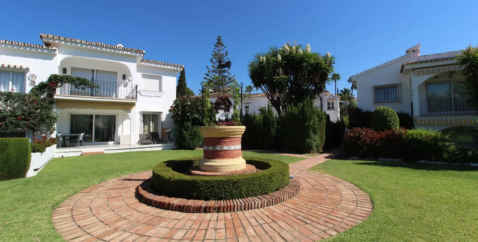 Venta de apartamento en planta baja en El Paraiso 19