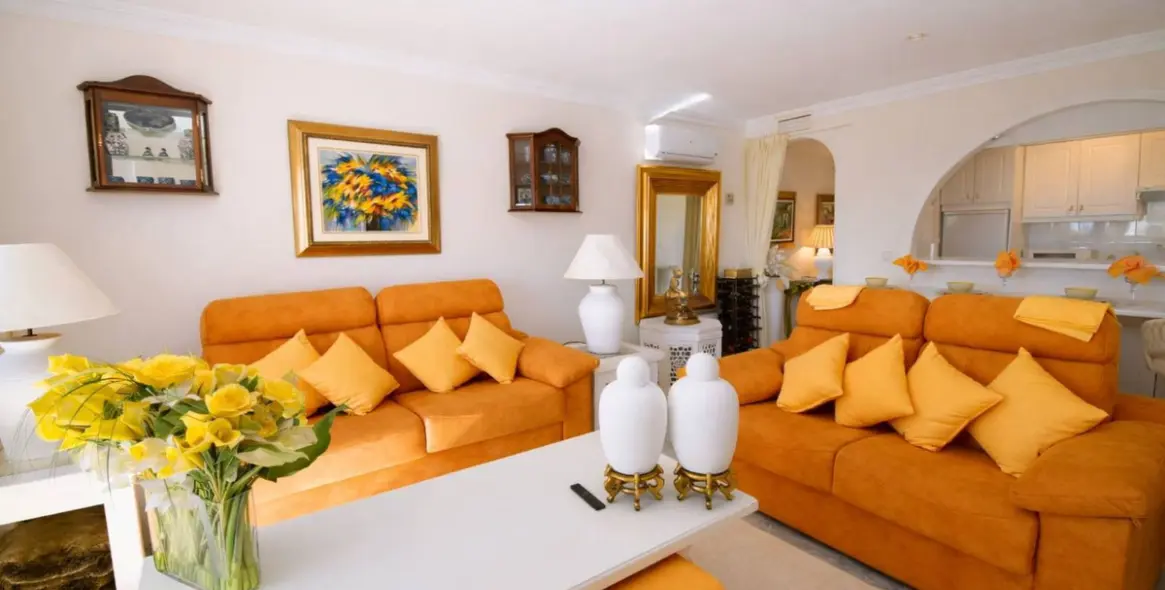 Продажа апартаментов на первом этаже в Mijas Costa 5