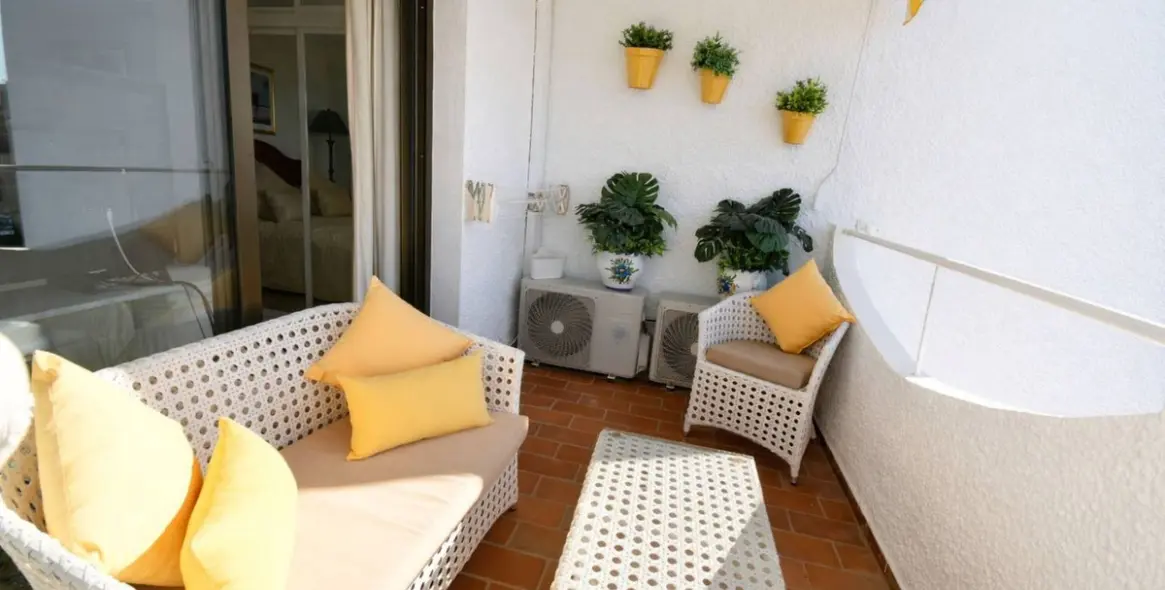 Продажа апартаментов на первом этаже в Mijas Costa 13