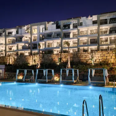 Sale of middle floor apartment in Mijas