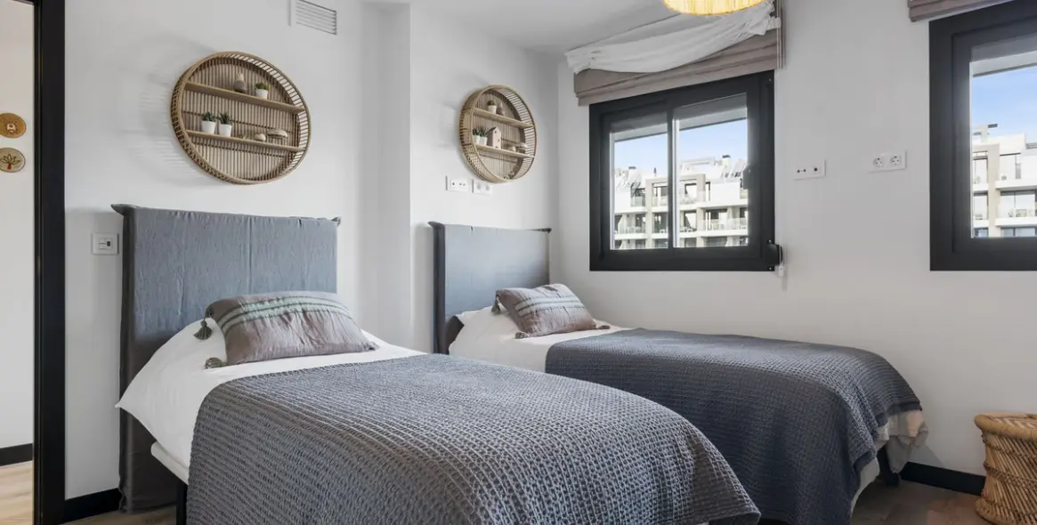 Sale of middle floor apartment in Mijas 15