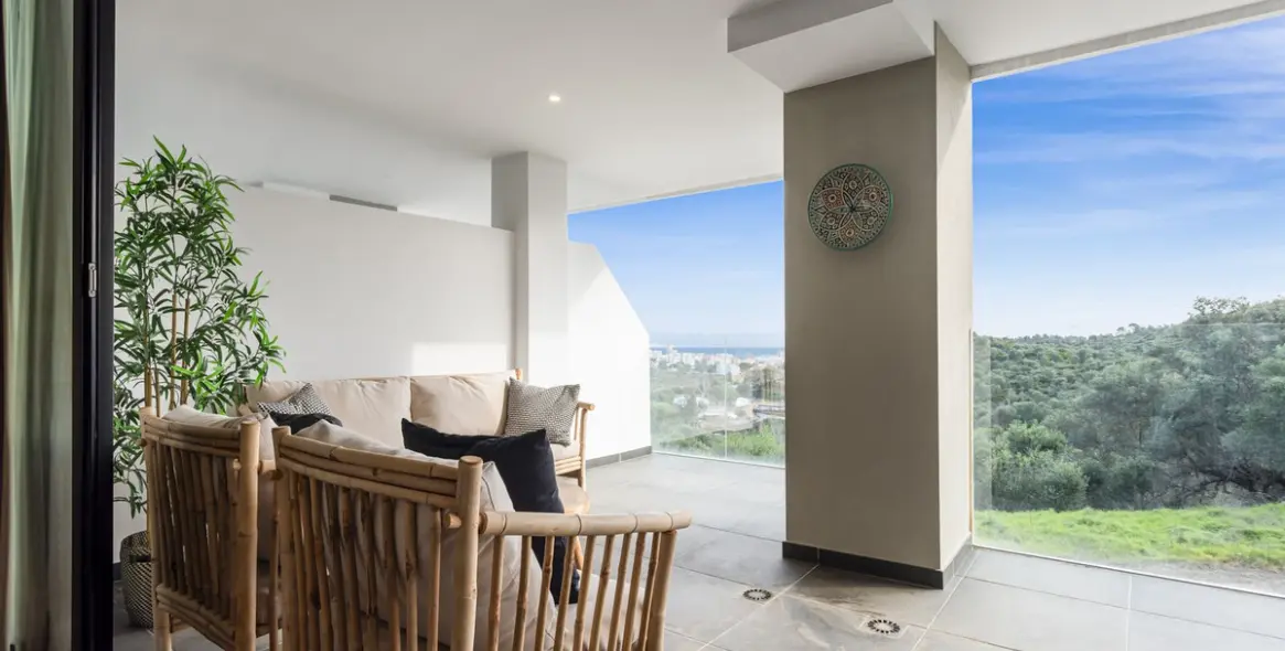 Sale of middle floor apartment in Mijas 18