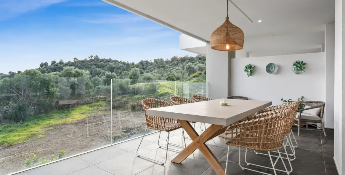 Sale of middle floor apartment in Mijas 19