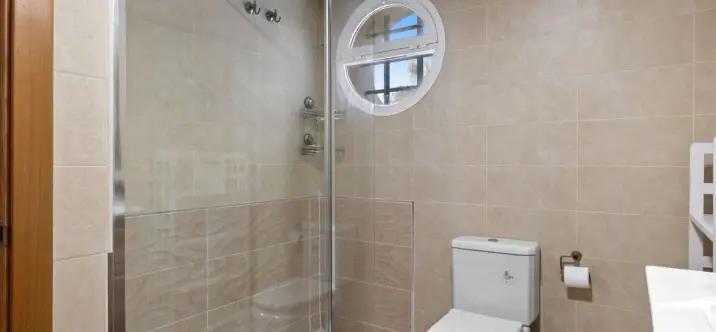 Продажа дома на две семьи в El Faro 2