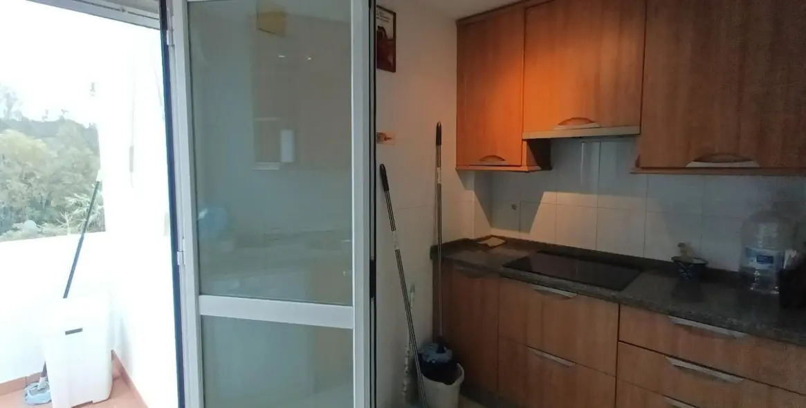 Продажа двухуровневого пентхауса в Torrequebrada 13