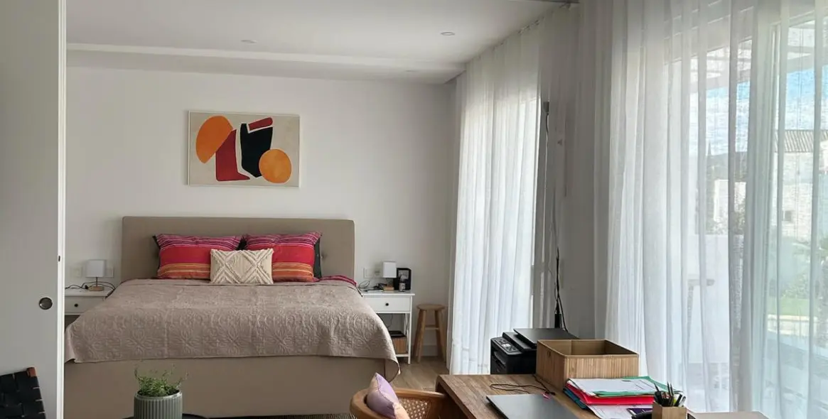 Продажа пентхауса в Casares 12