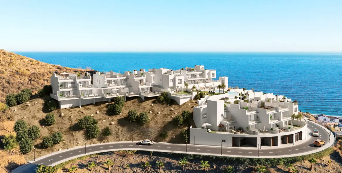 Sale of townhouse in Torrox Costa 1