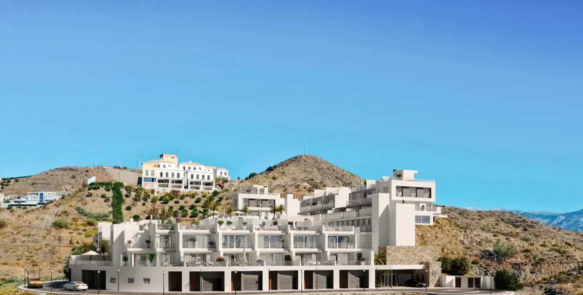 Sale of townhouse in Torrox Costa 12