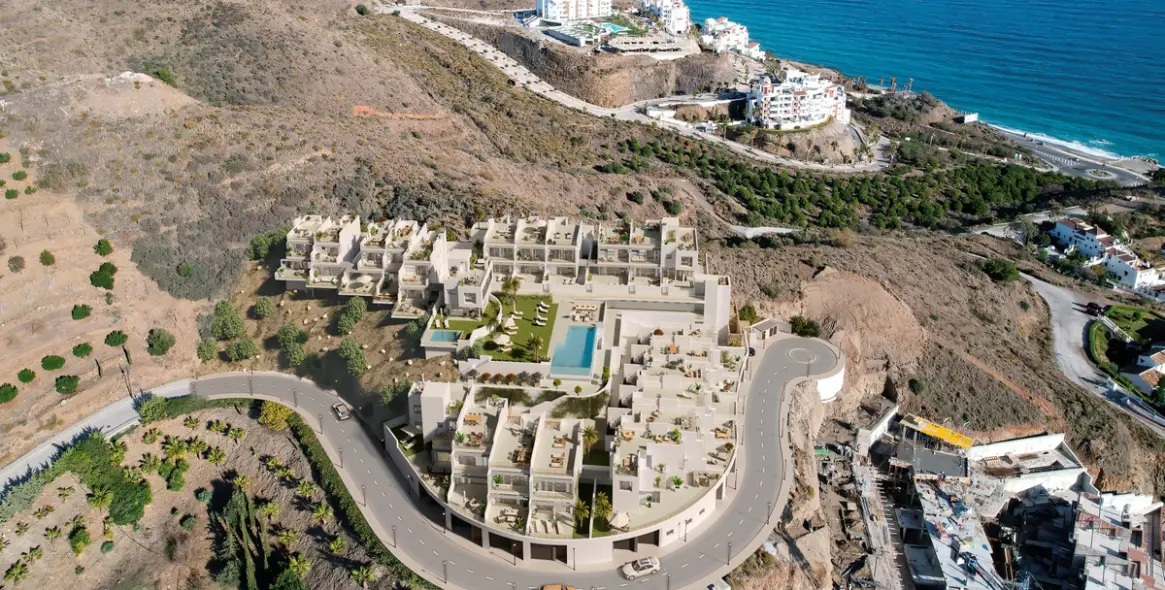 Sale of townhouse in Torrox Costa 13