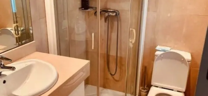 Sale of ground floor apartment in Estepona 3