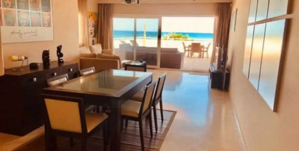 Продажа апартаментов на первом этаже в Estepona 6