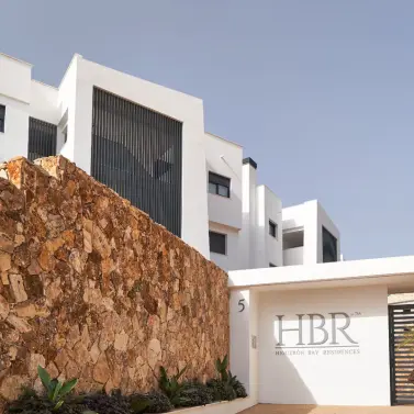 Sale of middle floor apartment in Fuengirola