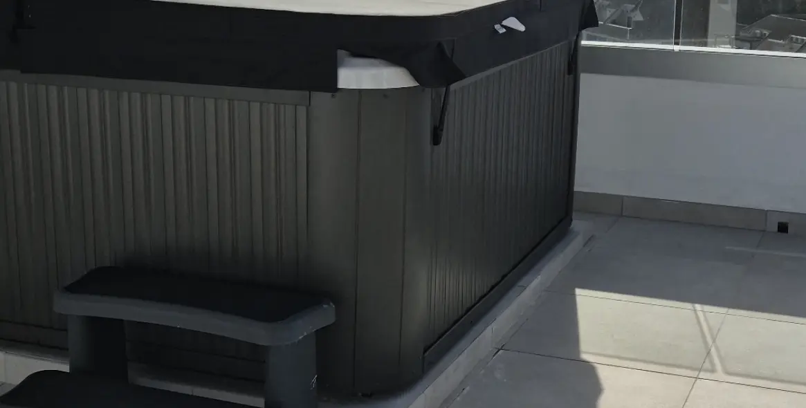 Sale of middle floor apartment in Fuengirola 12