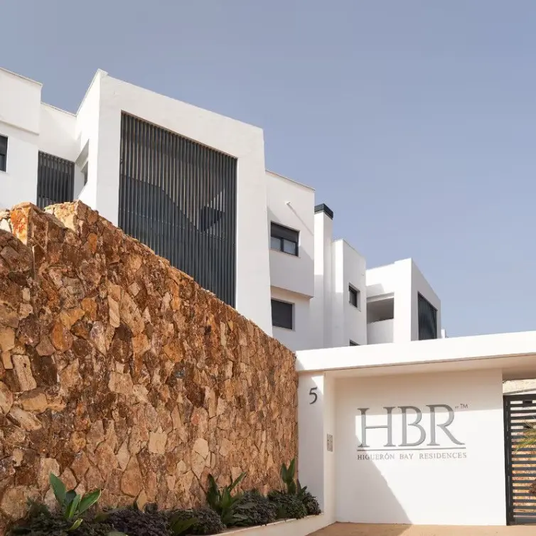 Продажа апартаментов на среднем этаже в Fuengirola