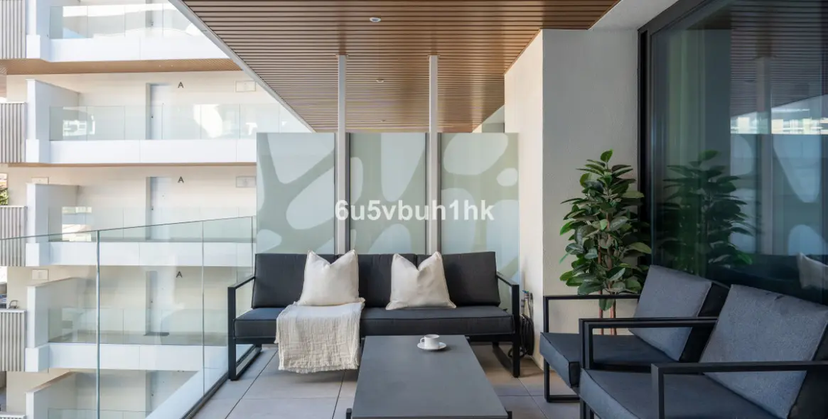 Sale of ground floor apartment in Fuengirola Centro 9