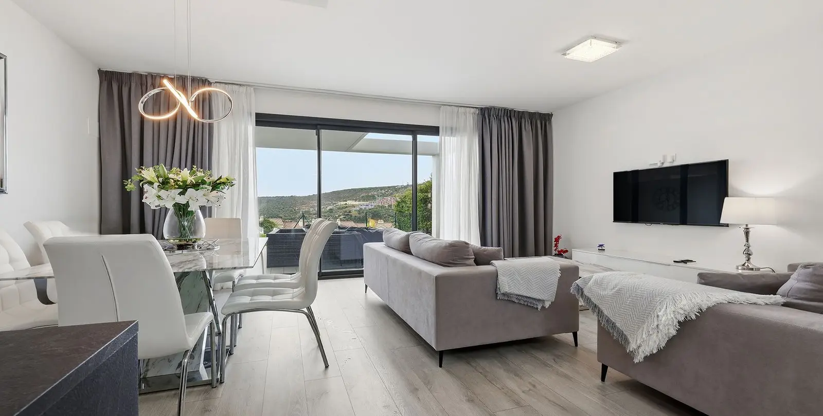 Sale of townhouse in Manilva 1