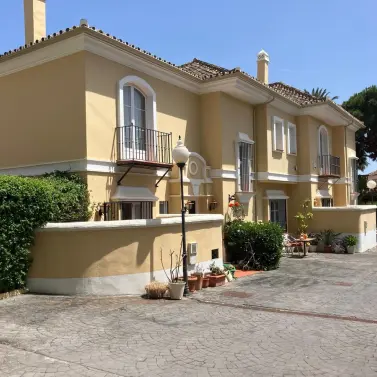 Sale of semi-detached house in Elviria