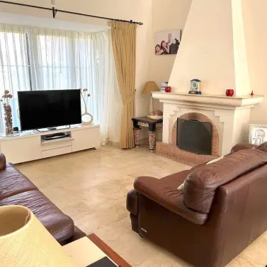 Sale of semi-detached house in Elviria