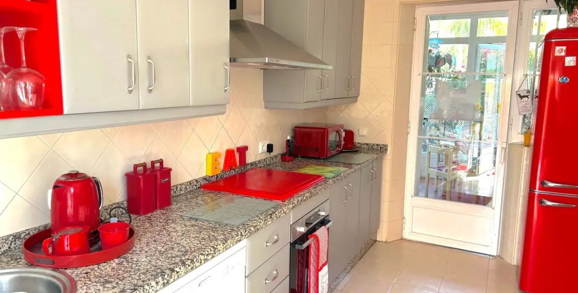 Sale of semi-detached house in Elviria 7