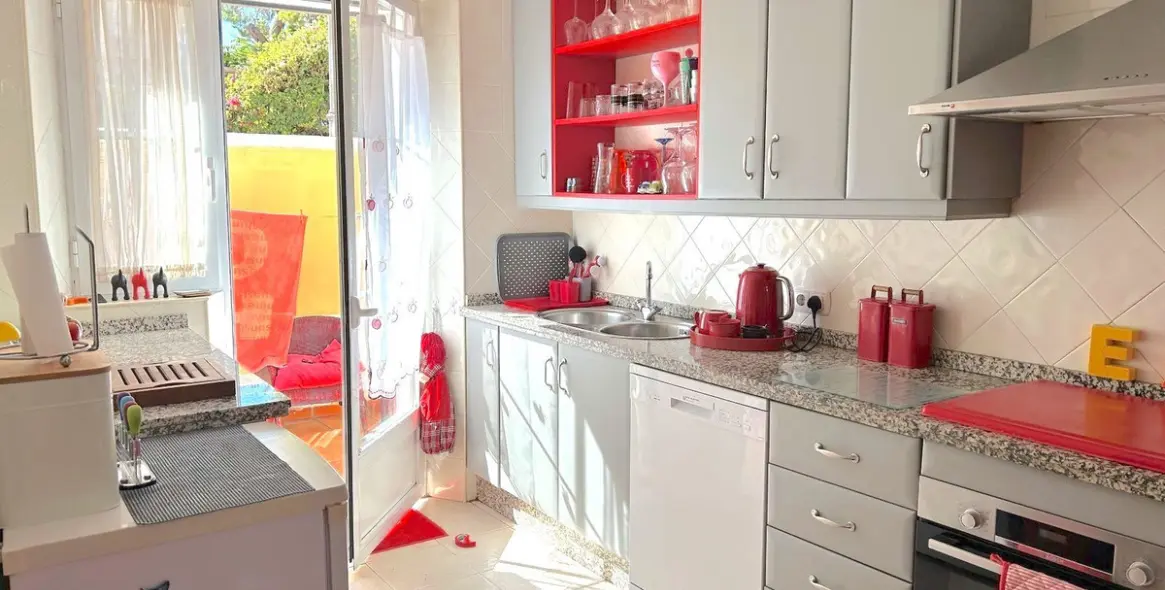 Sale of semi-detached house in Elviria 9