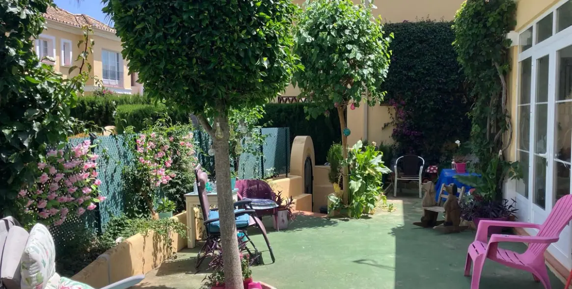 Sale of semi-detached house in Elviria 15