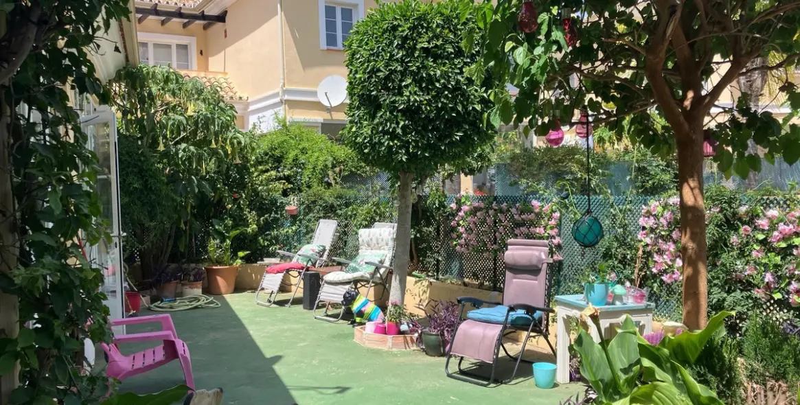 Sale of semi-detached house in Elviria 18