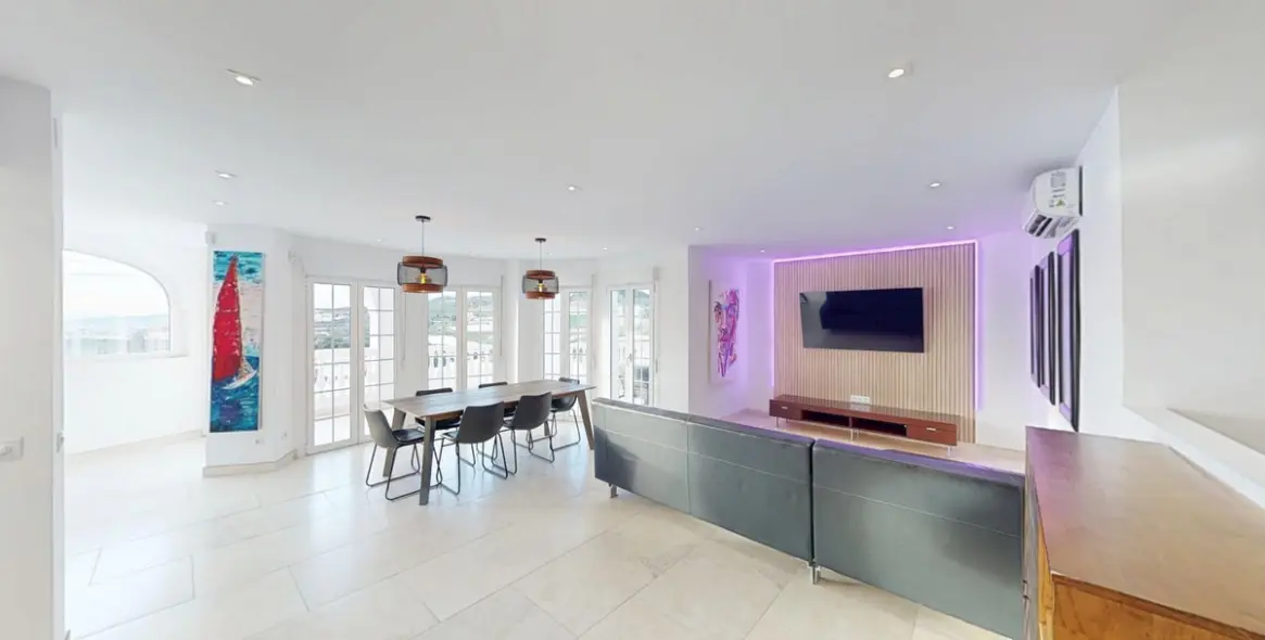 Продажа  отдельно стоящей виллы в Torrox 3