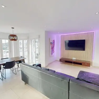 Продажа  отдельно стоящей виллы в Torrox