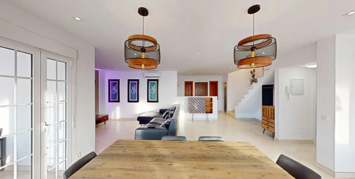 Продажа  отдельно стоящей виллы в Torrox 12