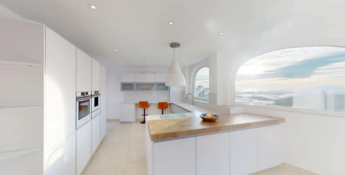 Продажа  отдельно стоящей виллы в Torrox 13