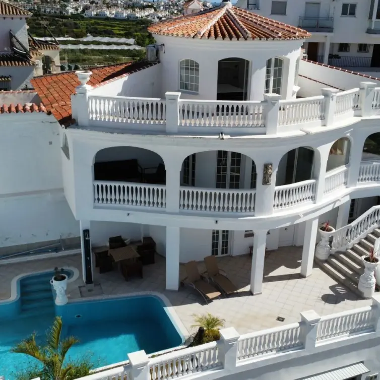 Sale of detached villa in Torrox Costa