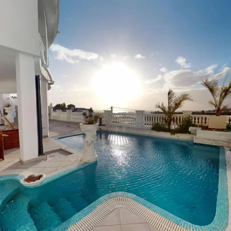 Sale of detached villa in Torrox Costa