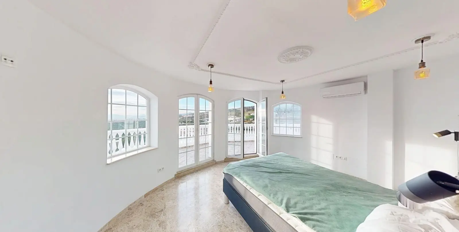 Sale of detached villa in Torrox Costa 31