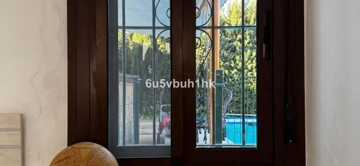 Venta de adosado en Bolonia 1