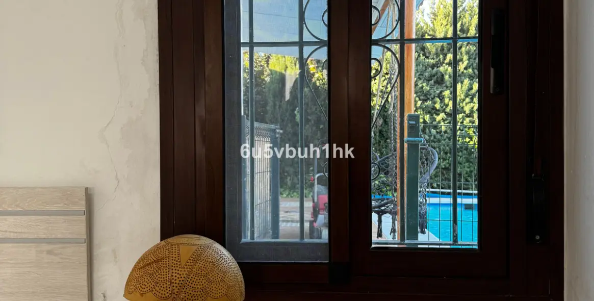 Venta de adosado en Bolonia 3