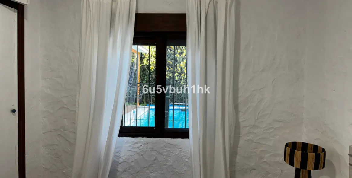 Venta de adosado en Bolonia 16