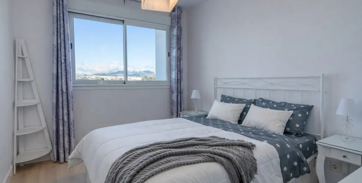 Venta de ático en Estepona 11